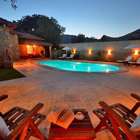 Villa Bambu Villa *